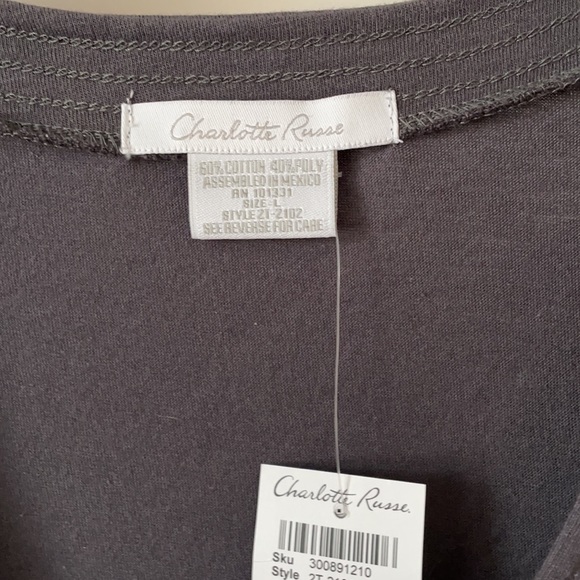 NWT Charlotte Russe v-neck tee Size Large - Picture 3 of 3